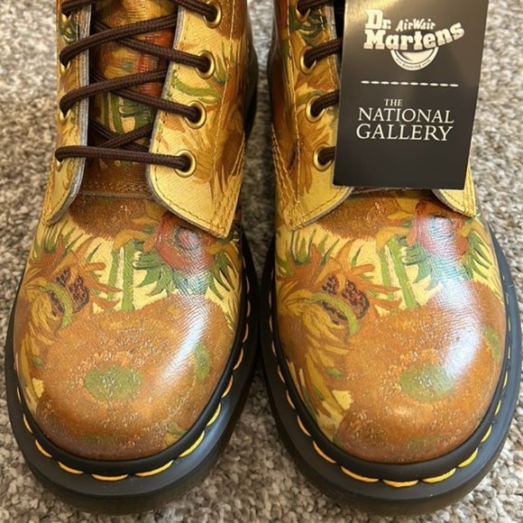 Doc Martens The National Gallery Van Gogh Sunflowers Boots NWT 🔥🔥🔥 - Picture 4 of 8